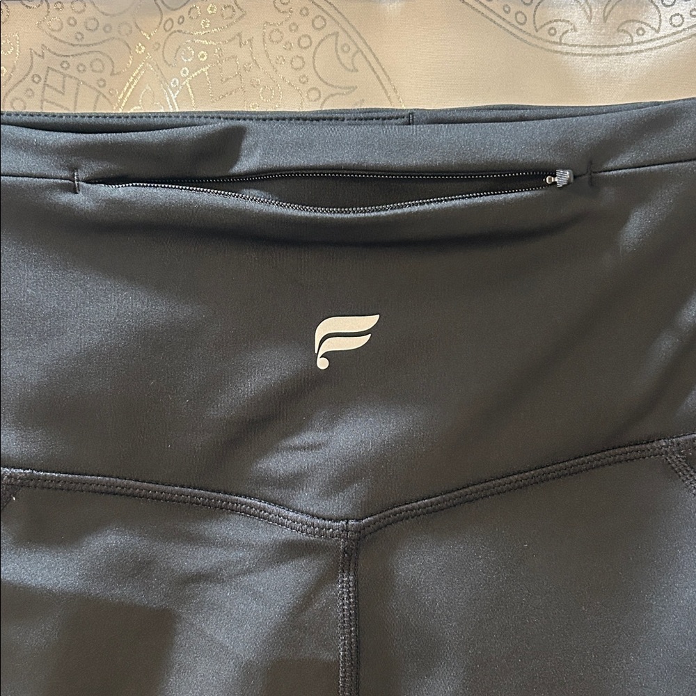 Fabletics Motion 365 + Piped High-Waisted Run Black Women's Bike Shorts Medium - Picture 5 of 12